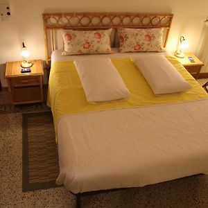 Kamer met een King Size Bed